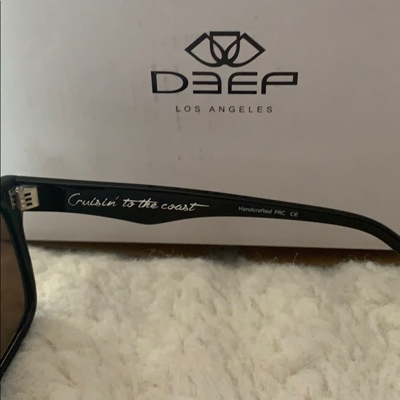 X2 pairs DEEP LA DPLS Sunglasses Origami Hard Protective Case Unisex sunnies - Picture 9 of 16